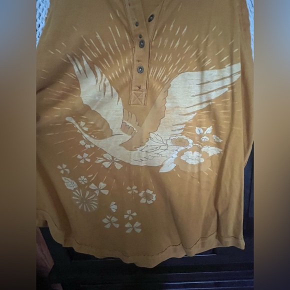 EUC 3/4 sleeve crochet top by free people size medium! - Picture 2 of 5